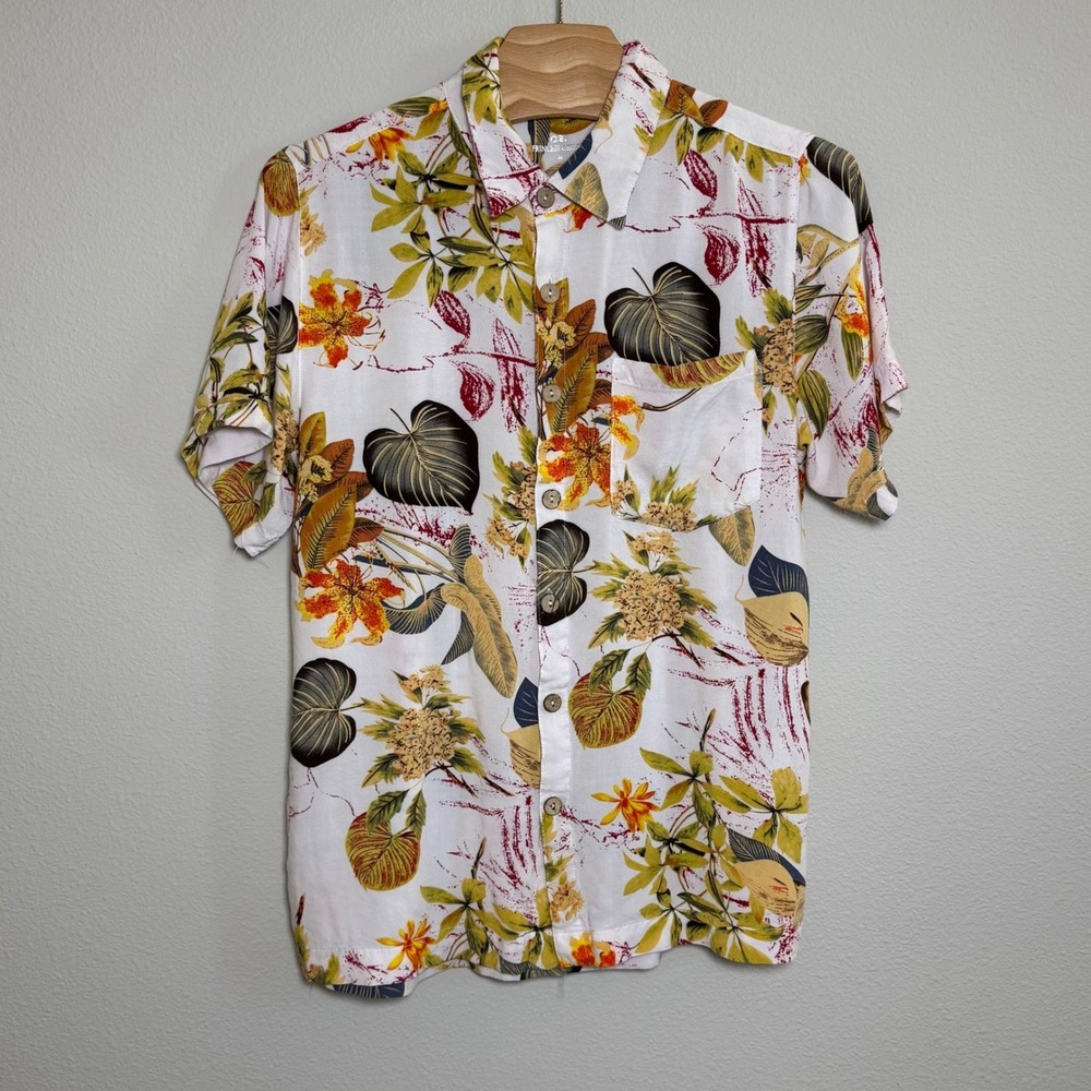 Princess Cruises Button Down Mens White Tropical Floral Hawaiian Shirt Size M